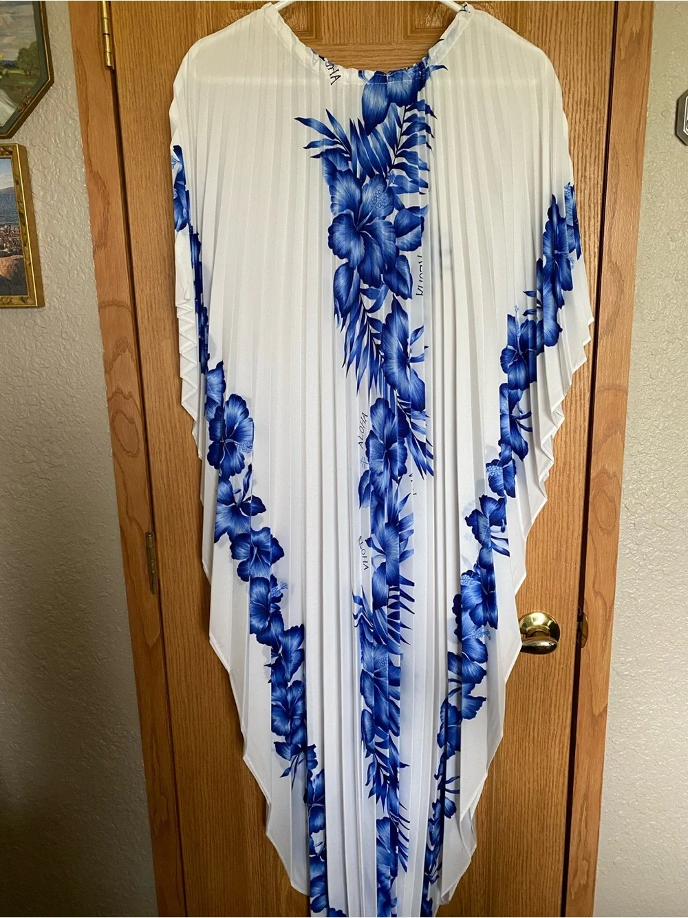 White and Blue Floral Pleated Kaftan
